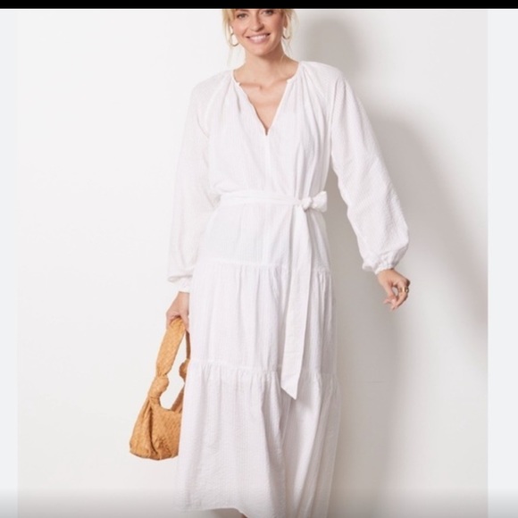 Evereve Dresses & Skirts - NWT Evereve Roan + Ryan Josephina White Tiered Midi Dress